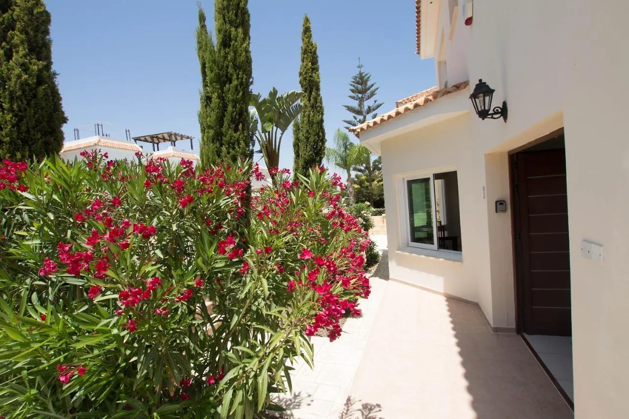 Villa Sea Holly Front Line Протарас 0*,